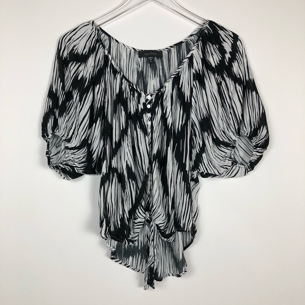 Karen Kane Resort Blouse in Black and White